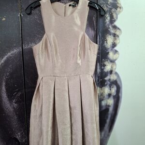 Gianni Bini, size XS, color pink pleated sleeveless summer dress.